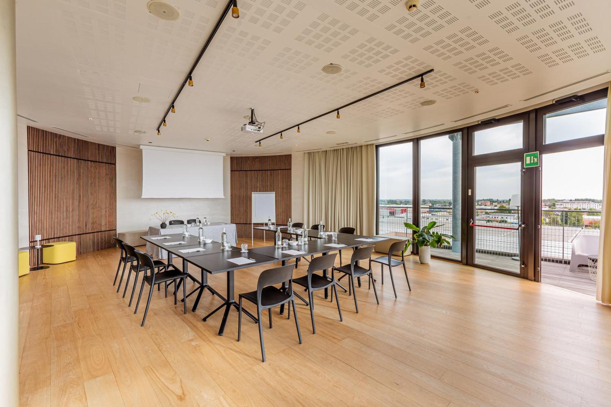 New Ipoint Hotel 圣乔瓦尼·因皮尔斯 外观 照片