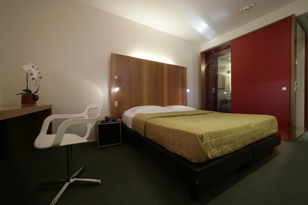 New Ipoint Hotel 圣乔瓦尼·因皮尔斯 外观 照片