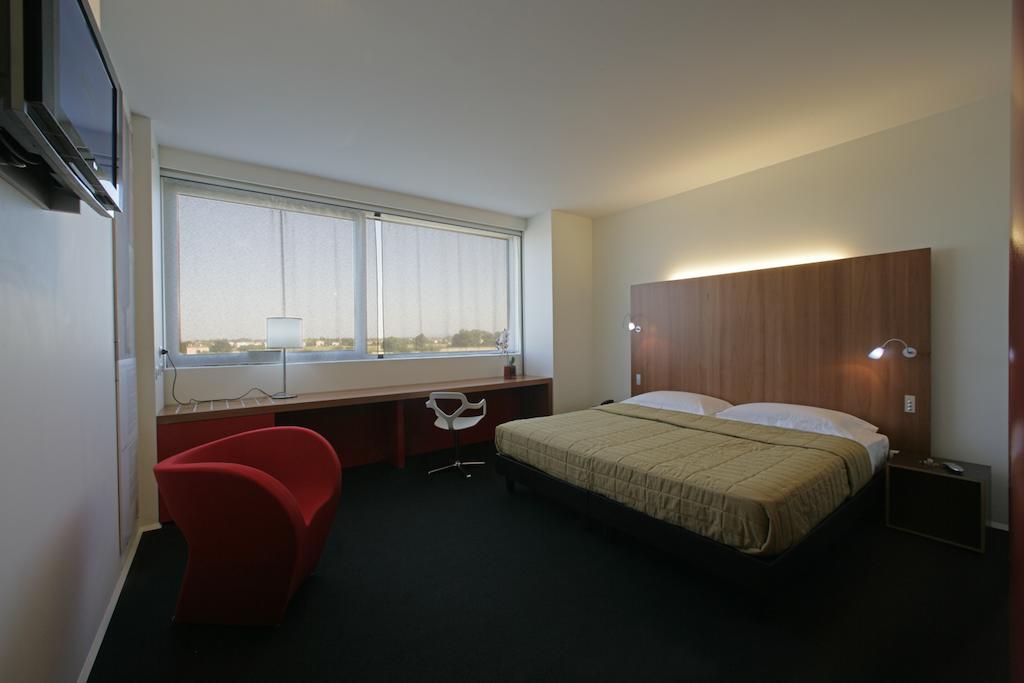 New Ipoint Hotel 圣乔瓦尼·因皮尔斯 客房 照片