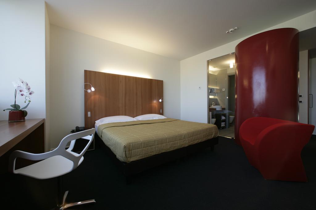 New Ipoint Hotel 圣乔瓦尼·因皮尔斯 外观 照片